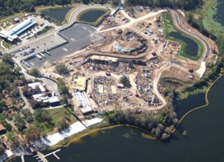 Aerial construction pictures of Disney Lakeshore Lodge at Walt Disney World.