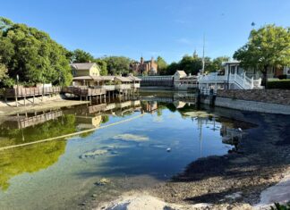 Rivers of America drained at Magic Kingdom.